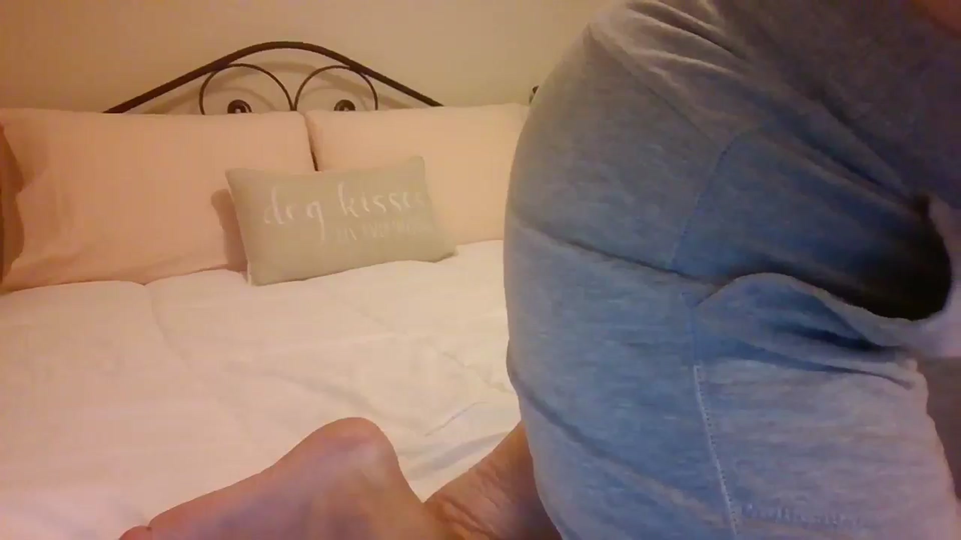 Gallery image thumbnail from LVDOLL's myfreecams stream on, 12/23/2024, 08:19 image 16 of 20