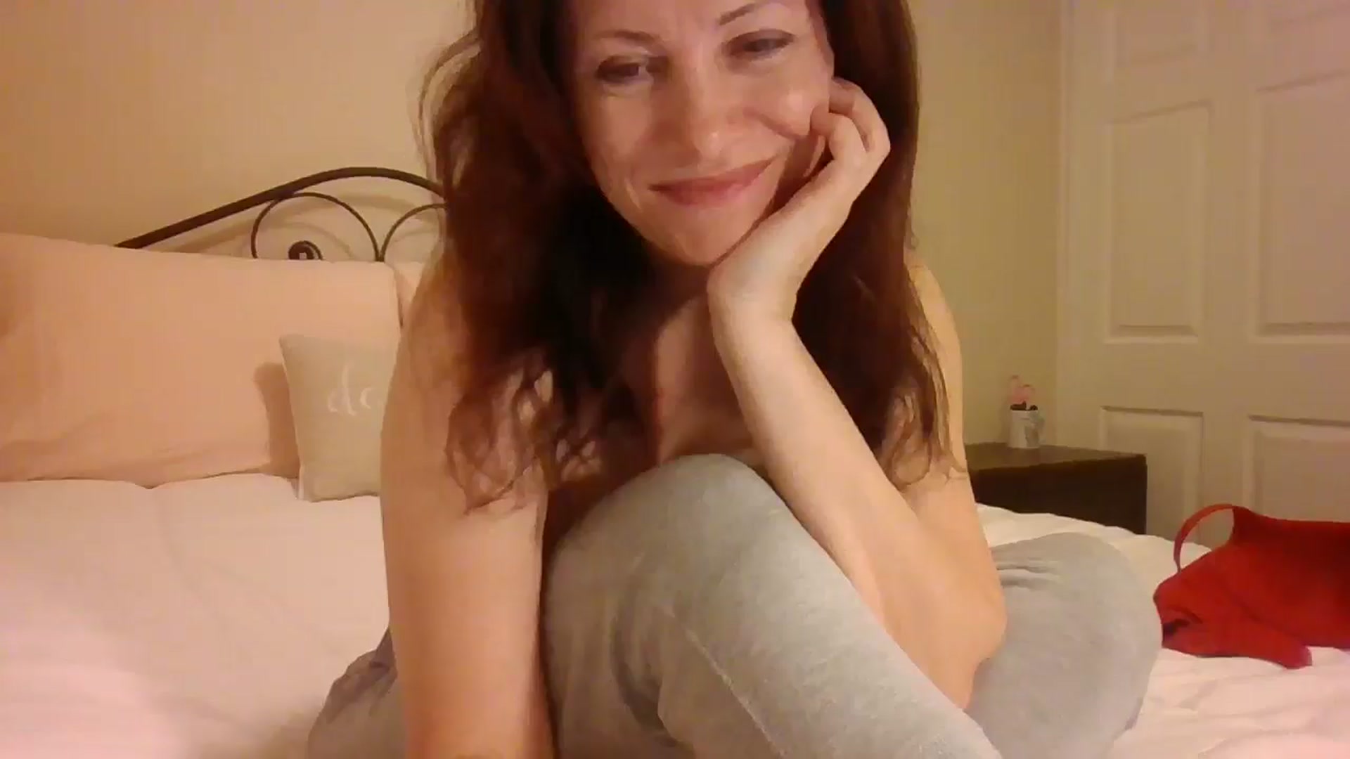 Gallery image thumbnail from LVDOLL's myfreecams stream on, 12/23/2024, 08:19 image 5 of 20