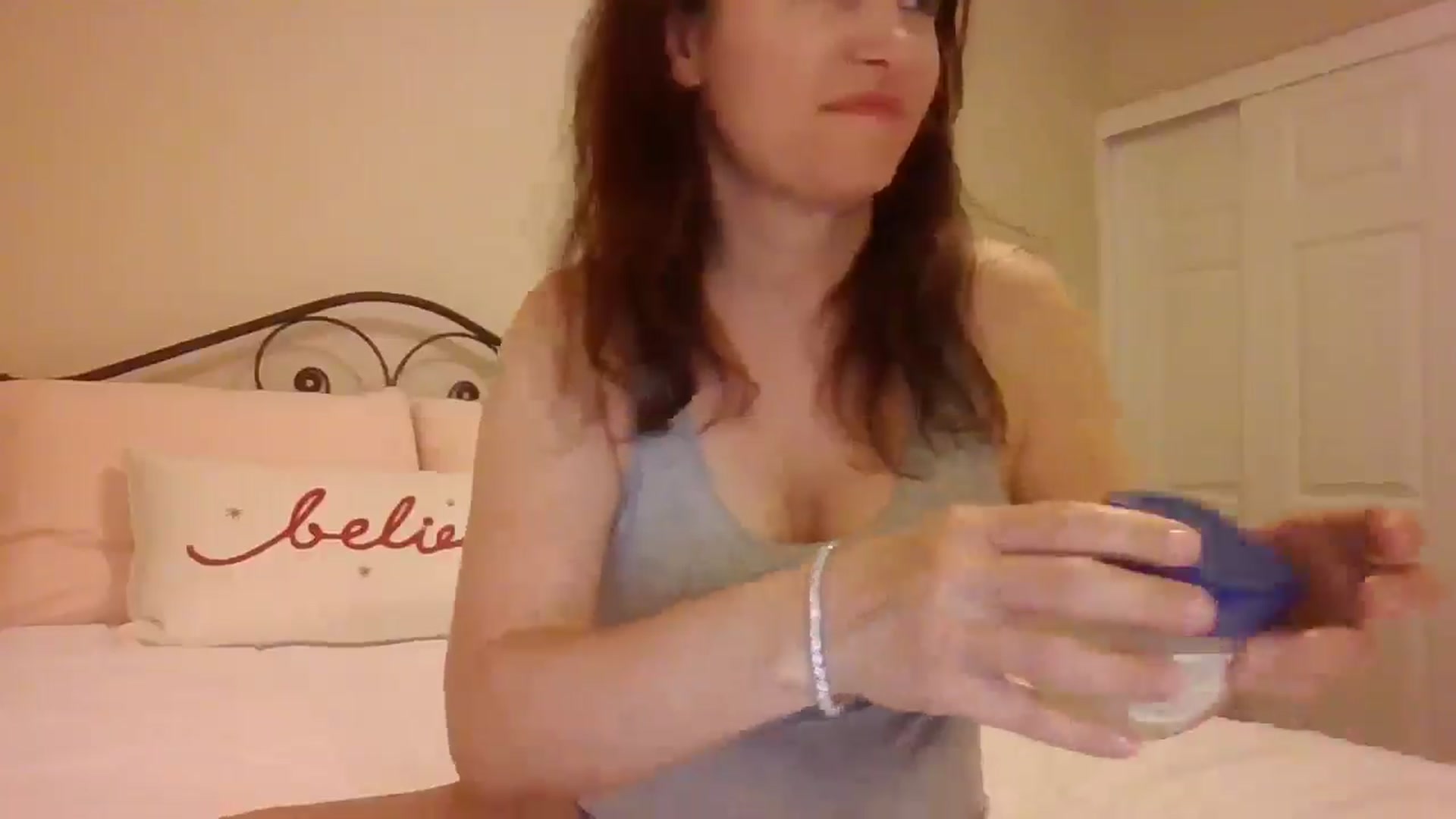 Gallery image thumbnail from LVDOLL's myfreecams stream on, 12/27/2024, 04:01 image 16 of 20