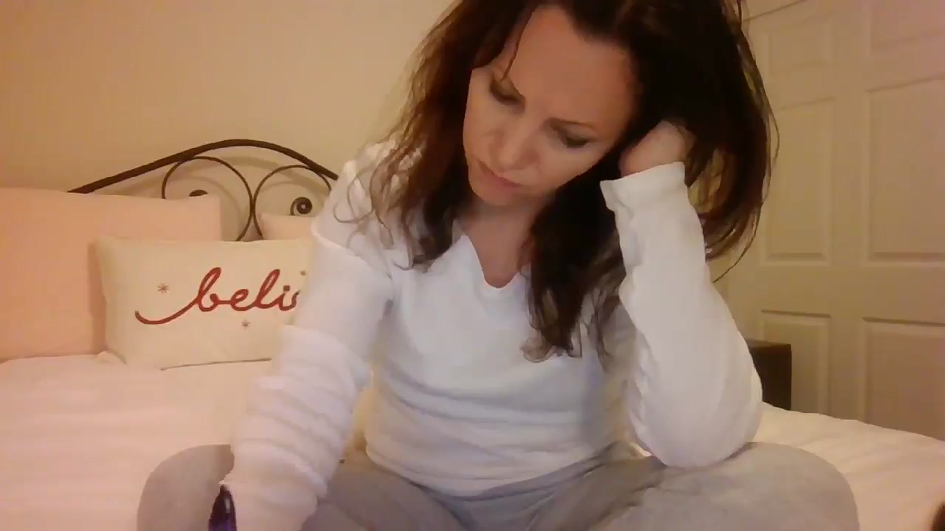 Gallery image thumbnail from LVDOLL's myfreecams stream on, 12/27/2024, 06:31 image 20 of 20