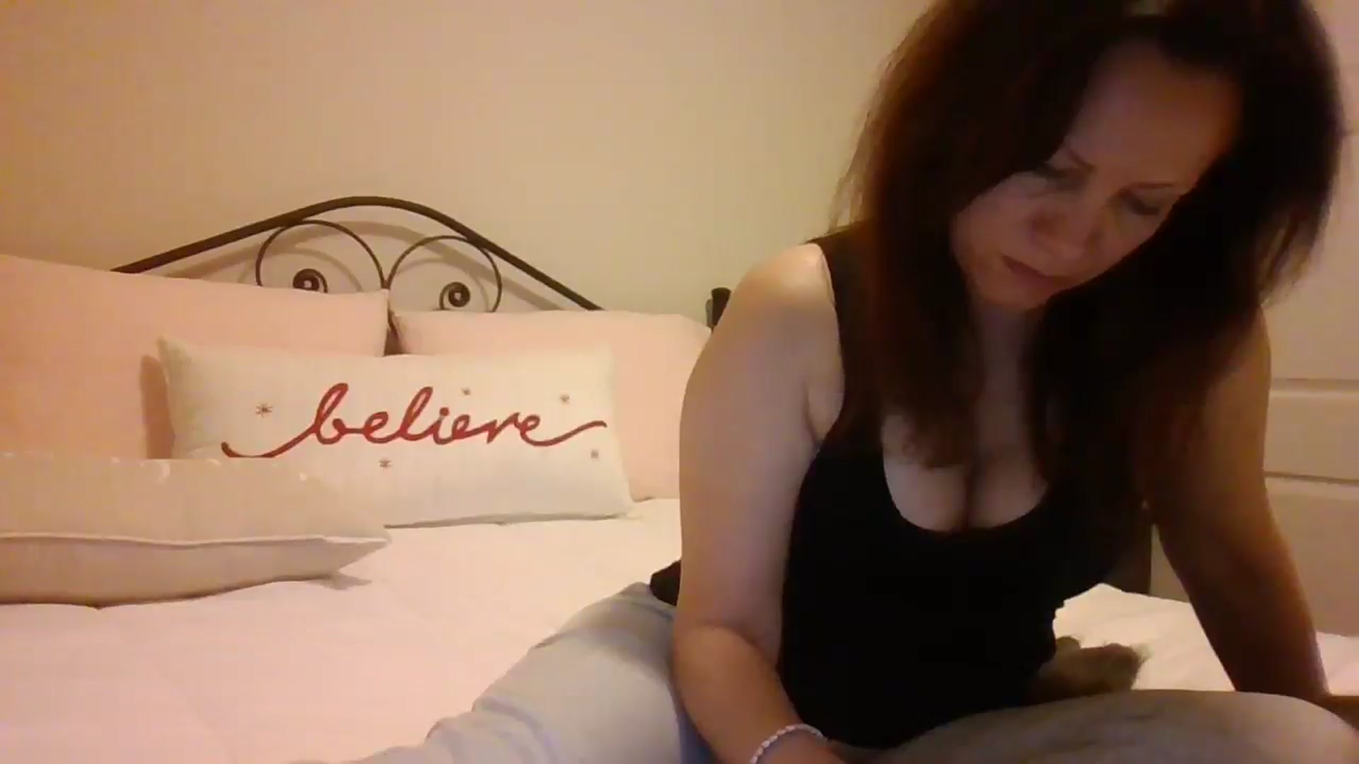 Gallery image thumbnail from LVDOLL's myfreecams stream on, 12/28/2024, 08:16 image 18 of 20