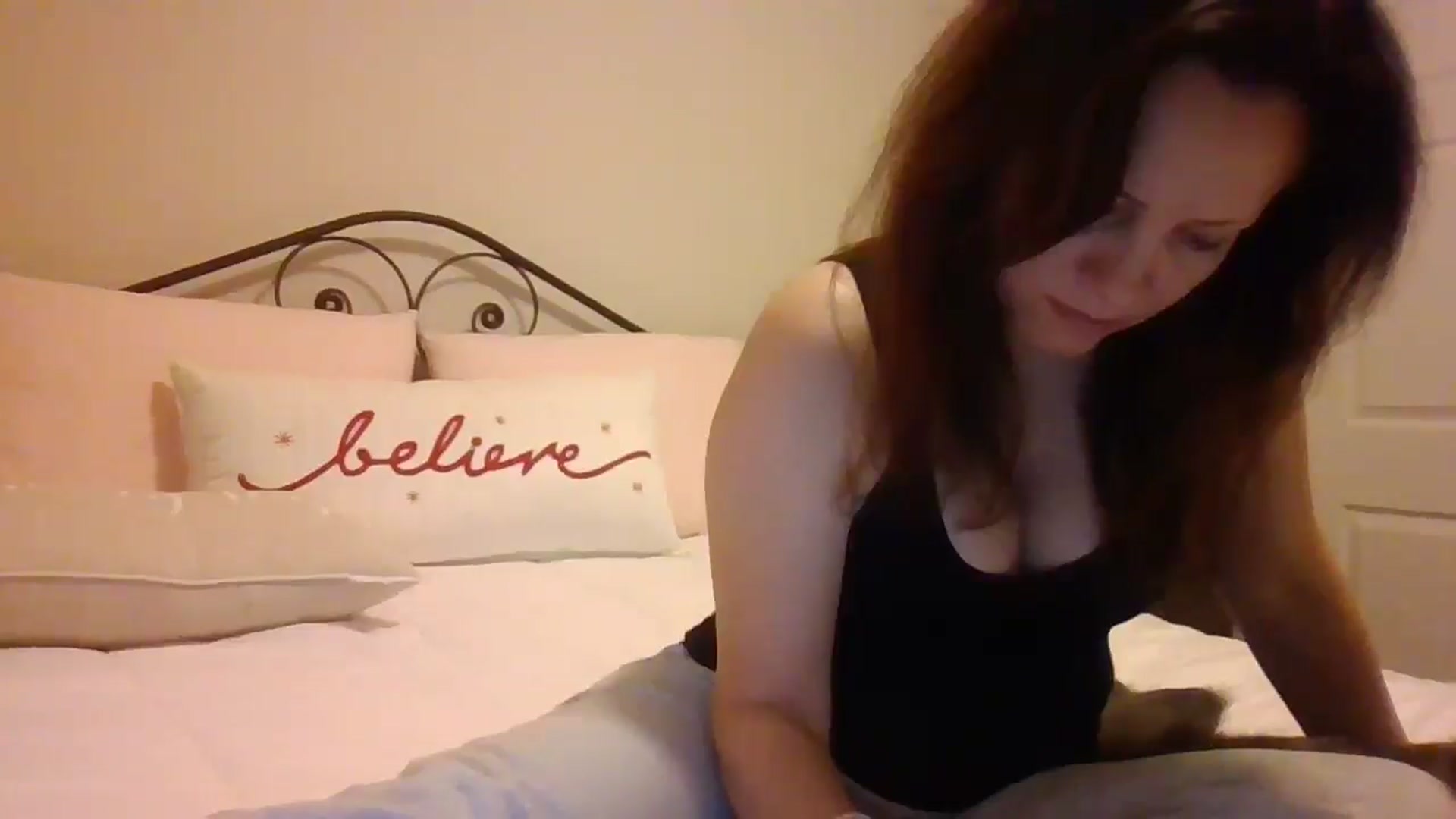 Gallery image thumbnail from LVDOLL's myfreecams stream on, 12/28/2024, 08:16 image 16 of 20