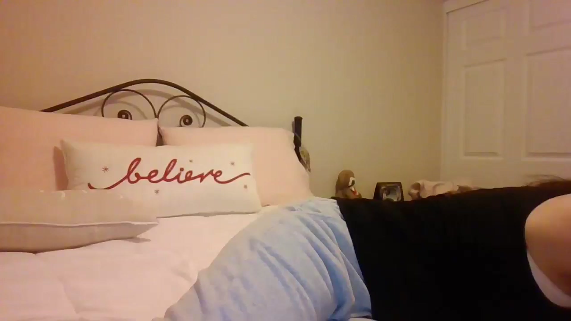 Gallery image thumbnail from LVDOLL's myfreecams stream on, 12/28/2024, 08:16 image 13 of 20