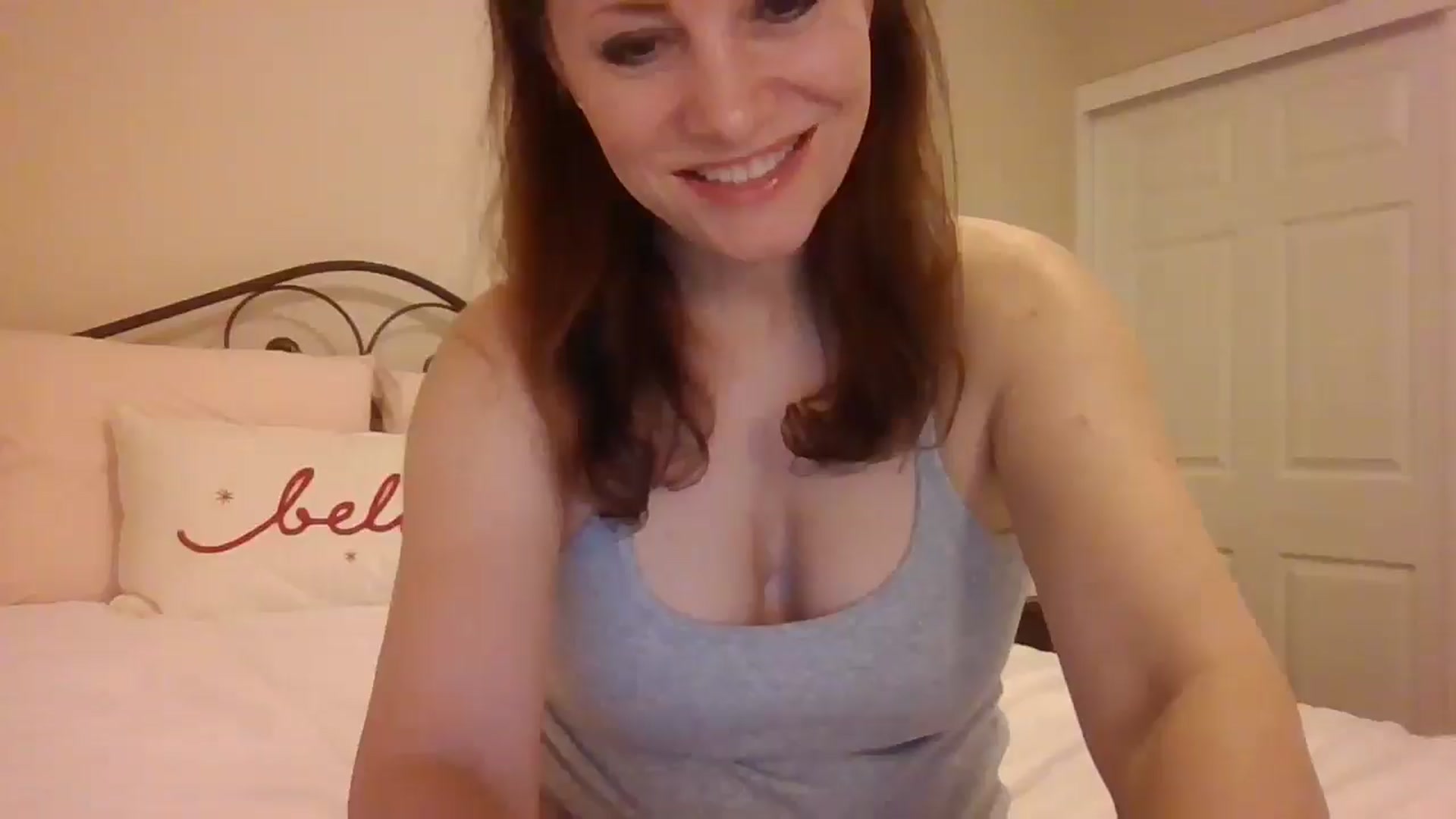 Gallery image thumbnail from LVDOLL's myfreecams stream on, 12/29/2024, 08:10 image 9 of 20