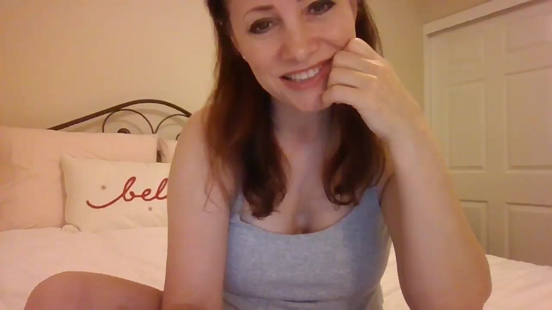 Gallery image thumbnail from LVDOLL's myfreecams stream on, 12/29/2024, 08:10 image 19 of 20