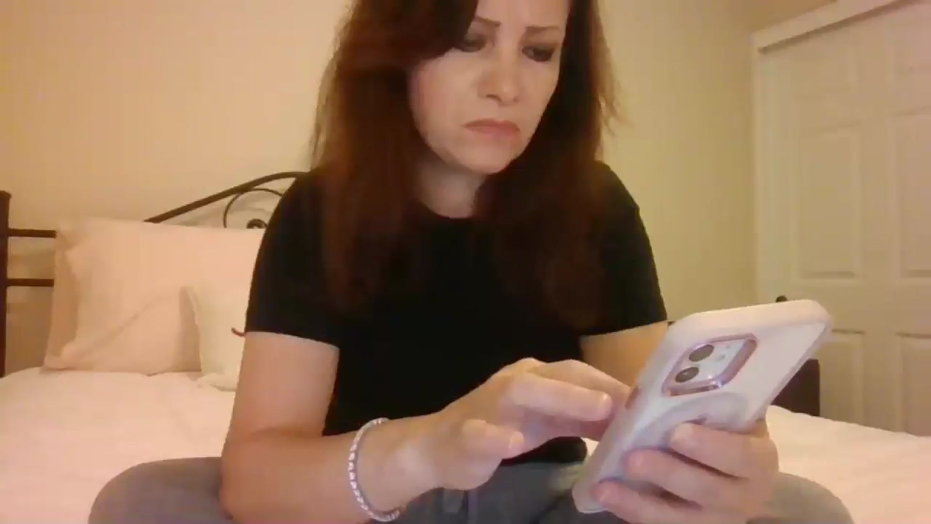 Gallery image thumbnail from LVDOLL's myfreecams stream on, 12/30/2024, 01:14 image 15 of 20