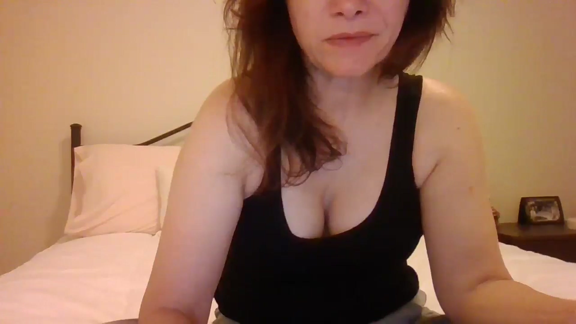 Gallery image thumbnail from LVDOLL's myfreecams stream on, 12/30/2024, 07:42 image 11 of 20