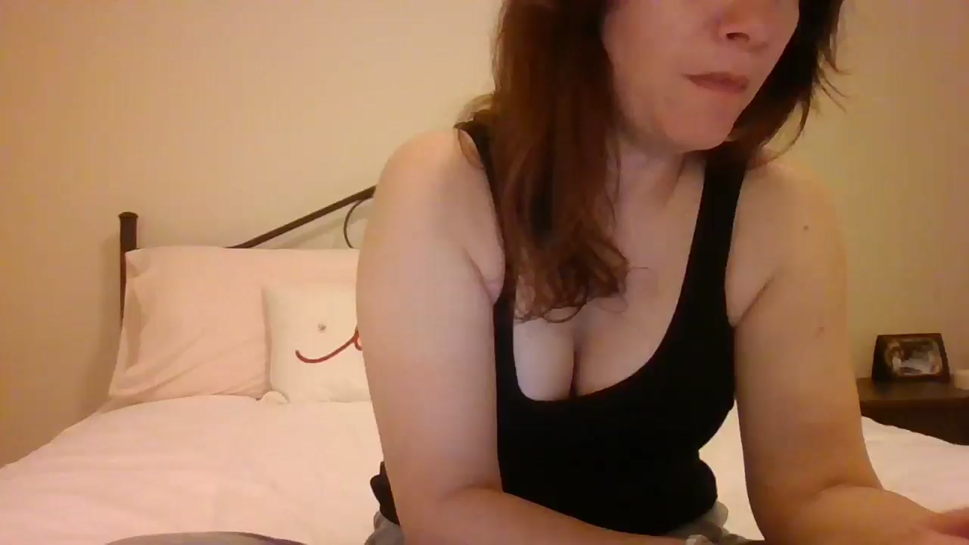 Gallery image thumbnail from LVDOLL's myfreecams stream on, 12/30/2024, 07:42 image 13 of 20