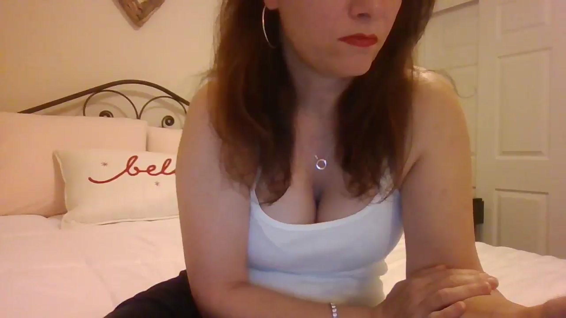 Gallery image thumbnail from LVDOLL's myfreecams stream on, 01/04/2025, 03:43 image 14 of 20