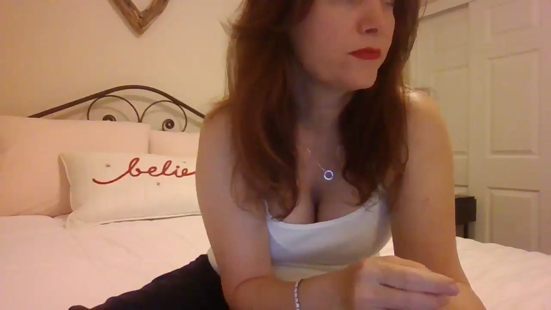 Gallery image thumbnail from LVDOLL's myfreecams stream on, 01/04/2025, 03:43 image 11 of 20