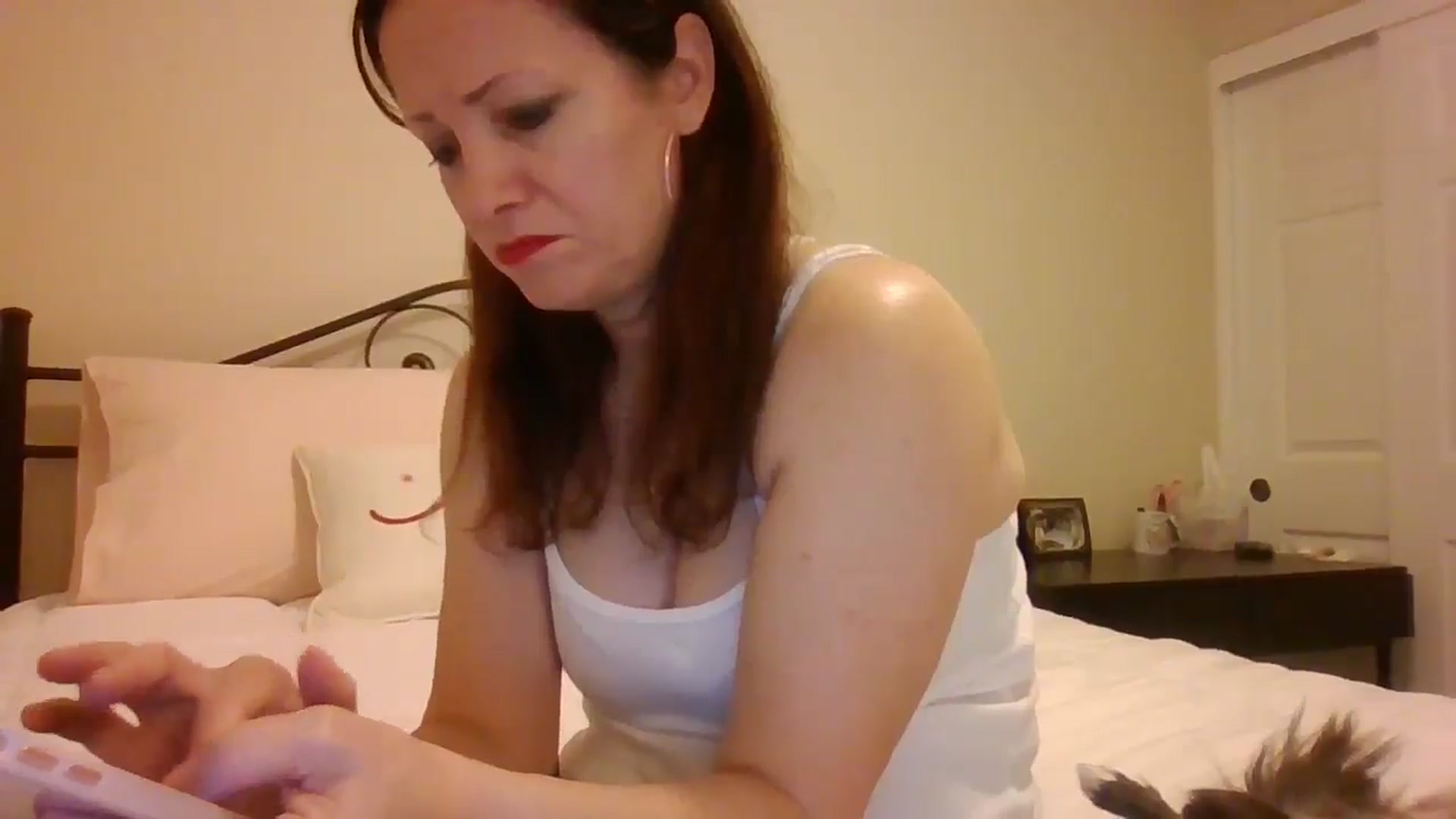 Gallery image thumbnail from LVDOLL's myfreecams stream on, 01/04/2025, 06:33 image 2 of 20