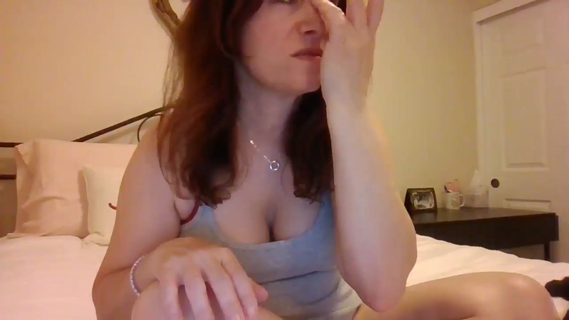 Gallery image thumbnail from LVDOLL's myfreecams stream on, 01/06/2025, 06:48 image 12 of 20