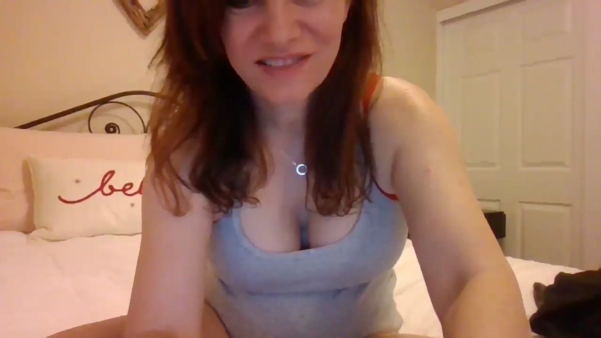 Gallery image thumbnail from LVDOLL's myfreecams stream on, 01/06/2025, 06:48 image 14 of 20