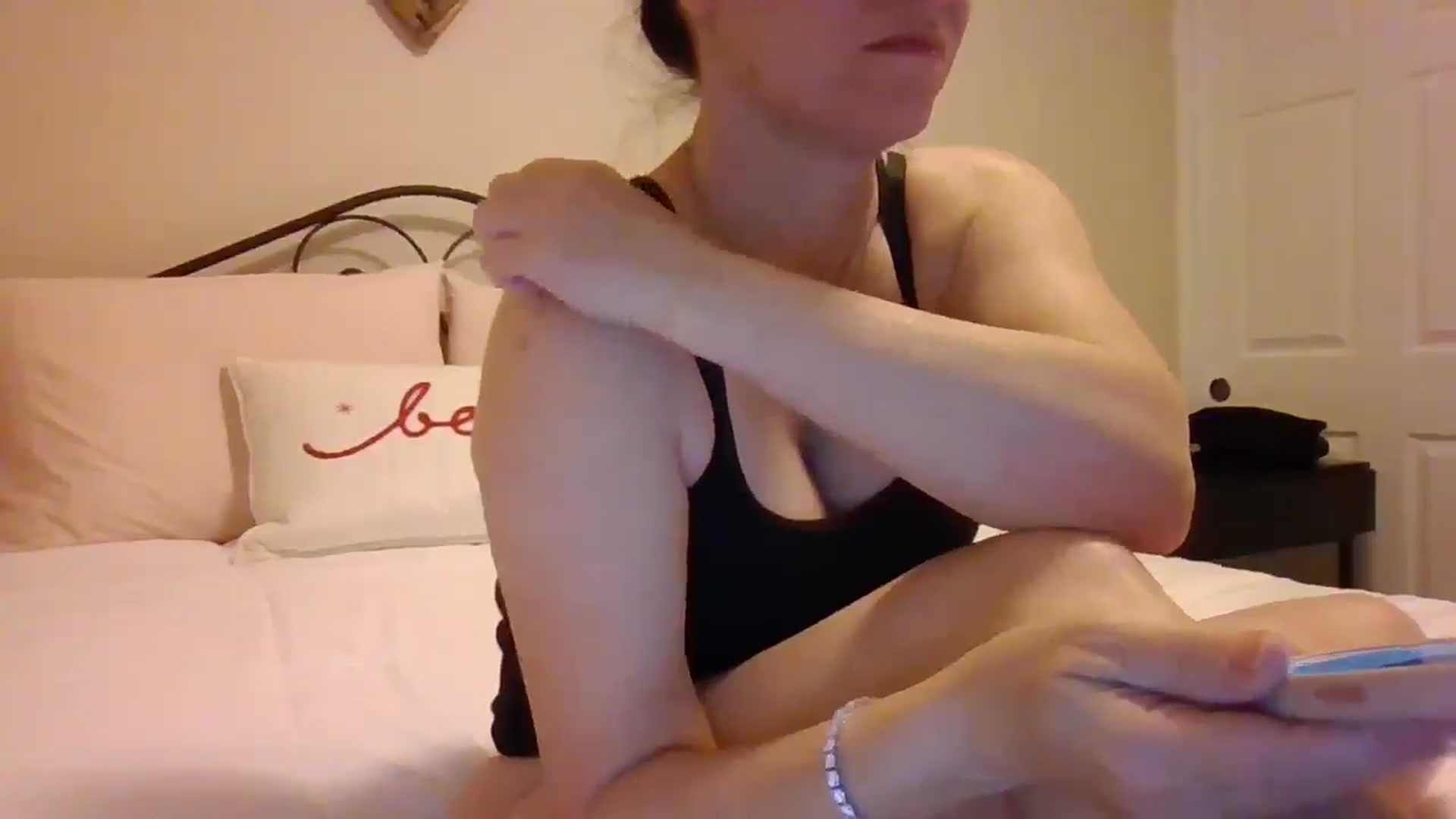 Gallery image thumbnail from LVDOLL's myfreecams stream on, 01/07/2025, 07:28 image 9 of 20