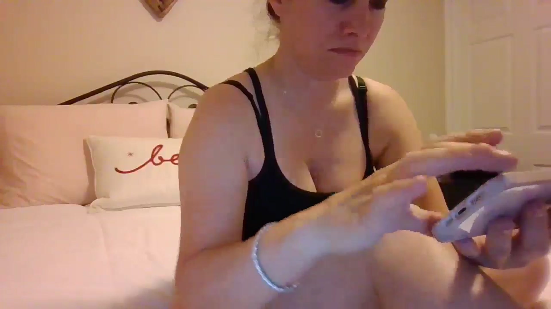Gallery image thumbnail from LVDOLL's myfreecams stream on, 01/07/2025, 07:28 image 11 of 20