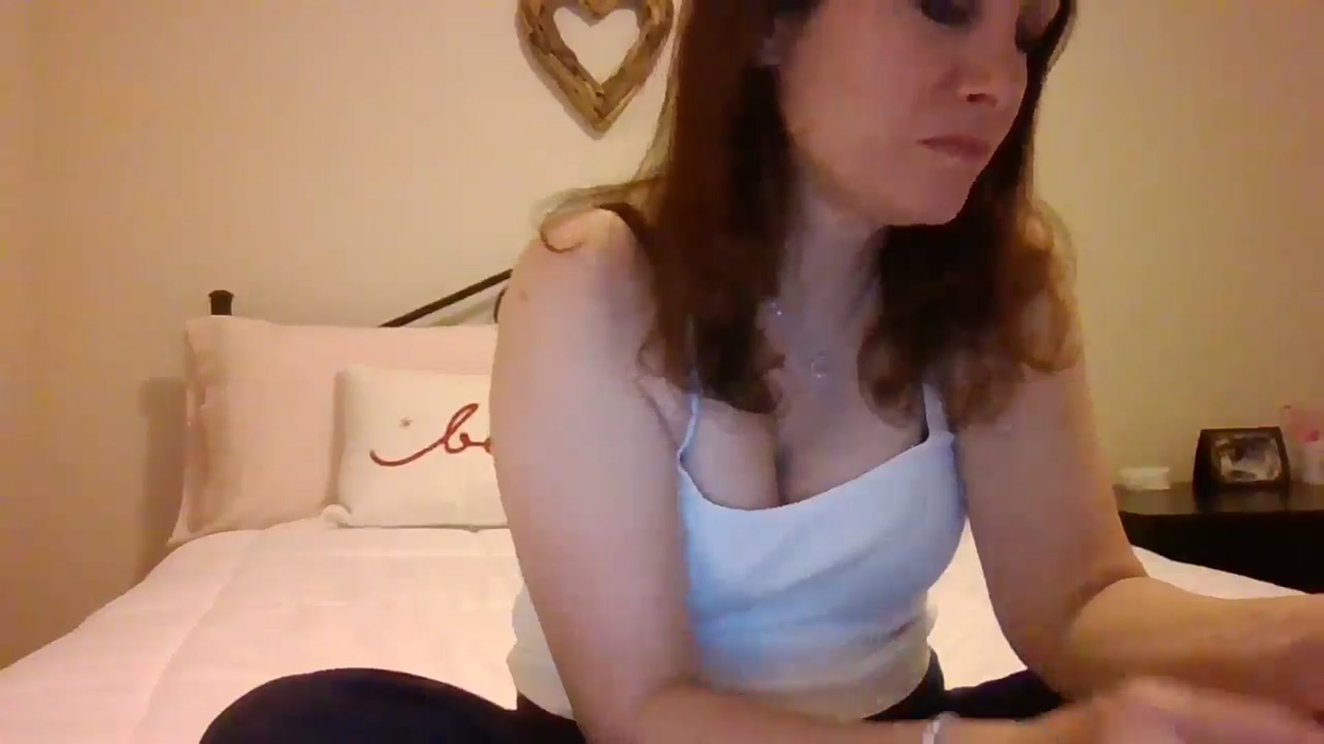 Gallery image thumbnail from LVDOLL's myfreecams stream on, 01/09/2025, 07:41 image 16 of 20