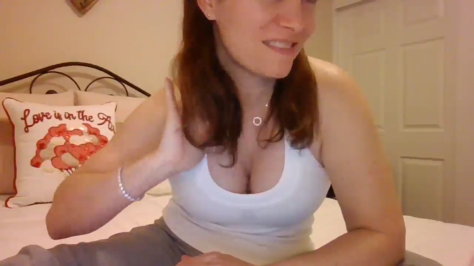 Gallery image thumbnail from LVDOLL's myfreecams stream on, 01/20/2025, 05:13 image 5 of 20