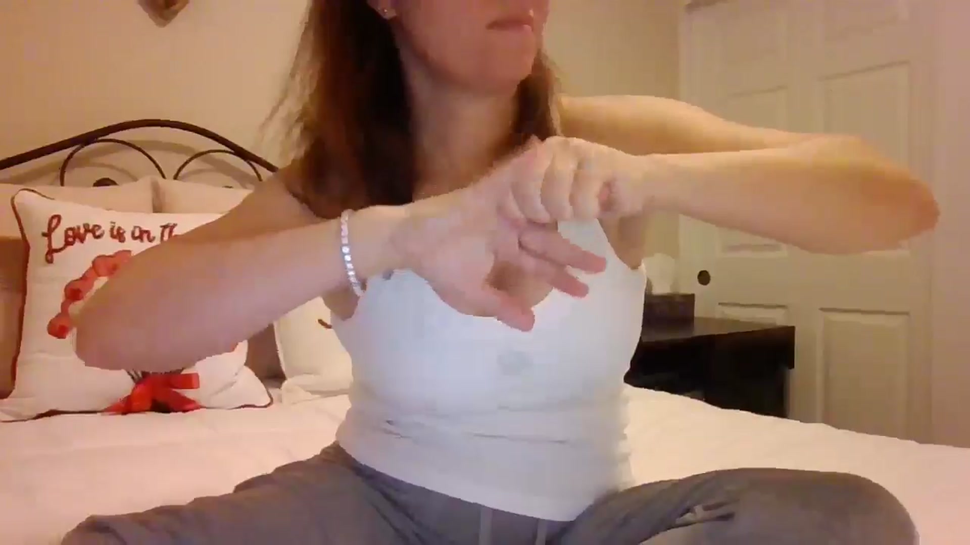 Gallery image thumbnail from LVDOLL's myfreecams stream on, 01/20/2025, 05:13 image 3 of 20