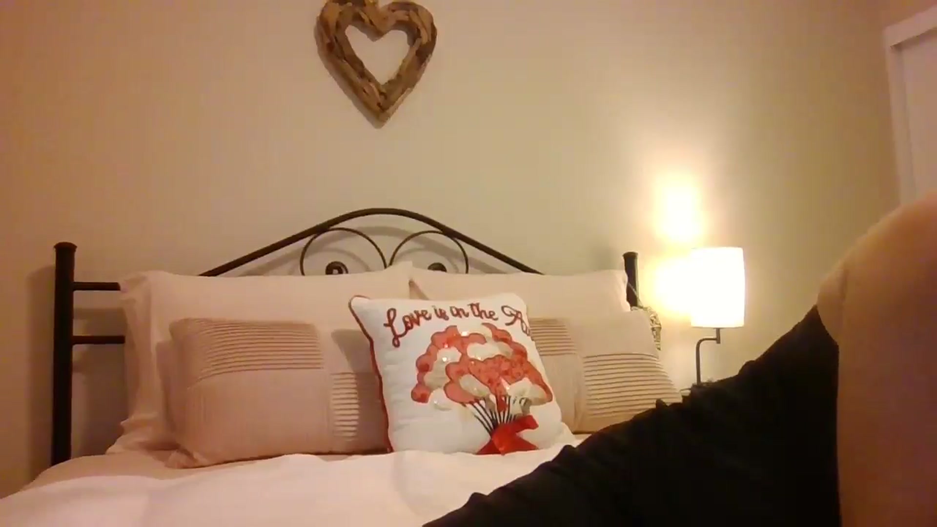 Gallery image thumbnail from LVDOLL's myfreecams stream on, 01/21/2025, 03:44 image 2 of 20