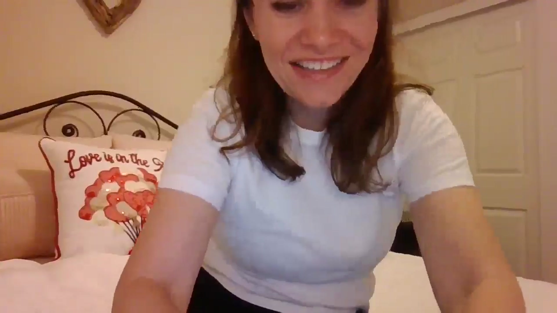 Gallery image thumbnail from LVDOLL's myfreecams stream on, 01/22/2025, 06:28 image 8 of 20