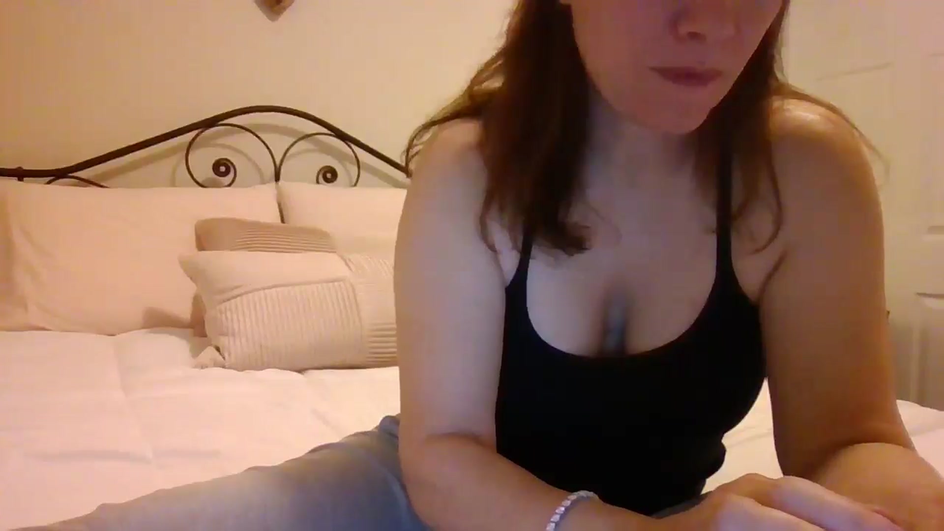 Gallery image thumbnail from LVDOLL's myfreecams stream on, 01/23/2025, 08:05 image 9 of 20