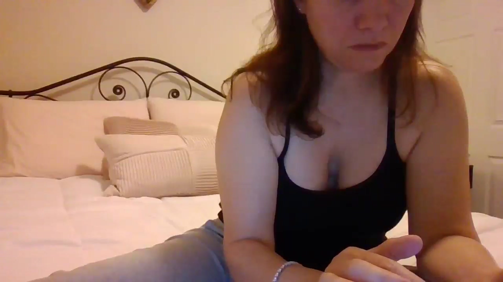 Gallery image thumbnail from LVDOLL's myfreecams stream on, 01/23/2025, 08:05 image 20 of 20