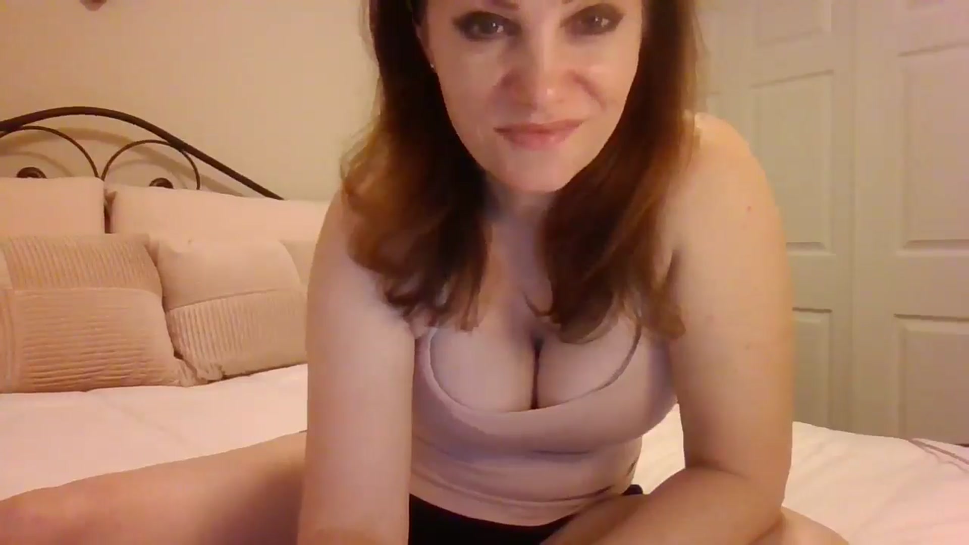 Gallery image thumbnail from LVDOLL's myfreecams stream on, 01/27/2025, 04:31 image 3 of 20