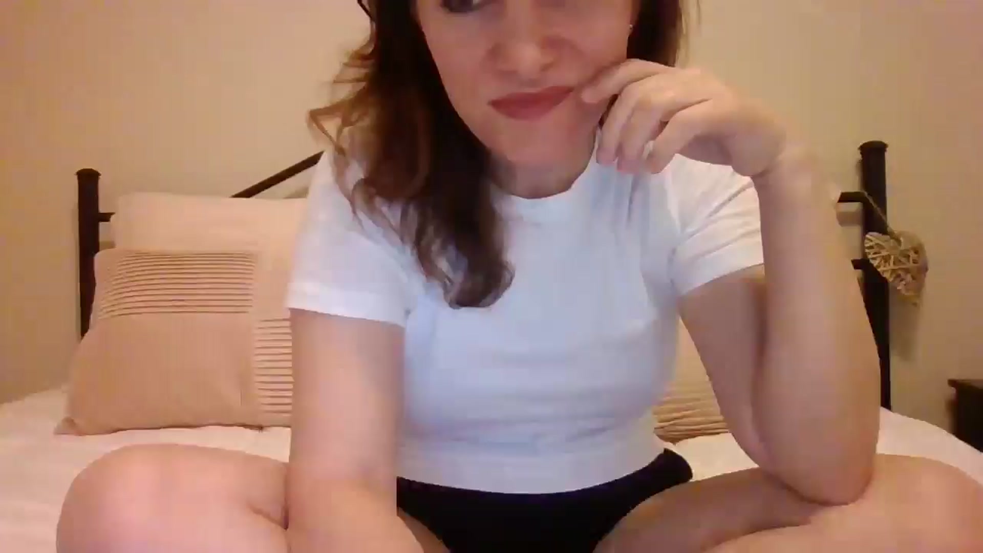 Gallery image thumbnail from LVDOLL's myfreecams stream on, 01/29/2025, 05:42 image 8 of 20