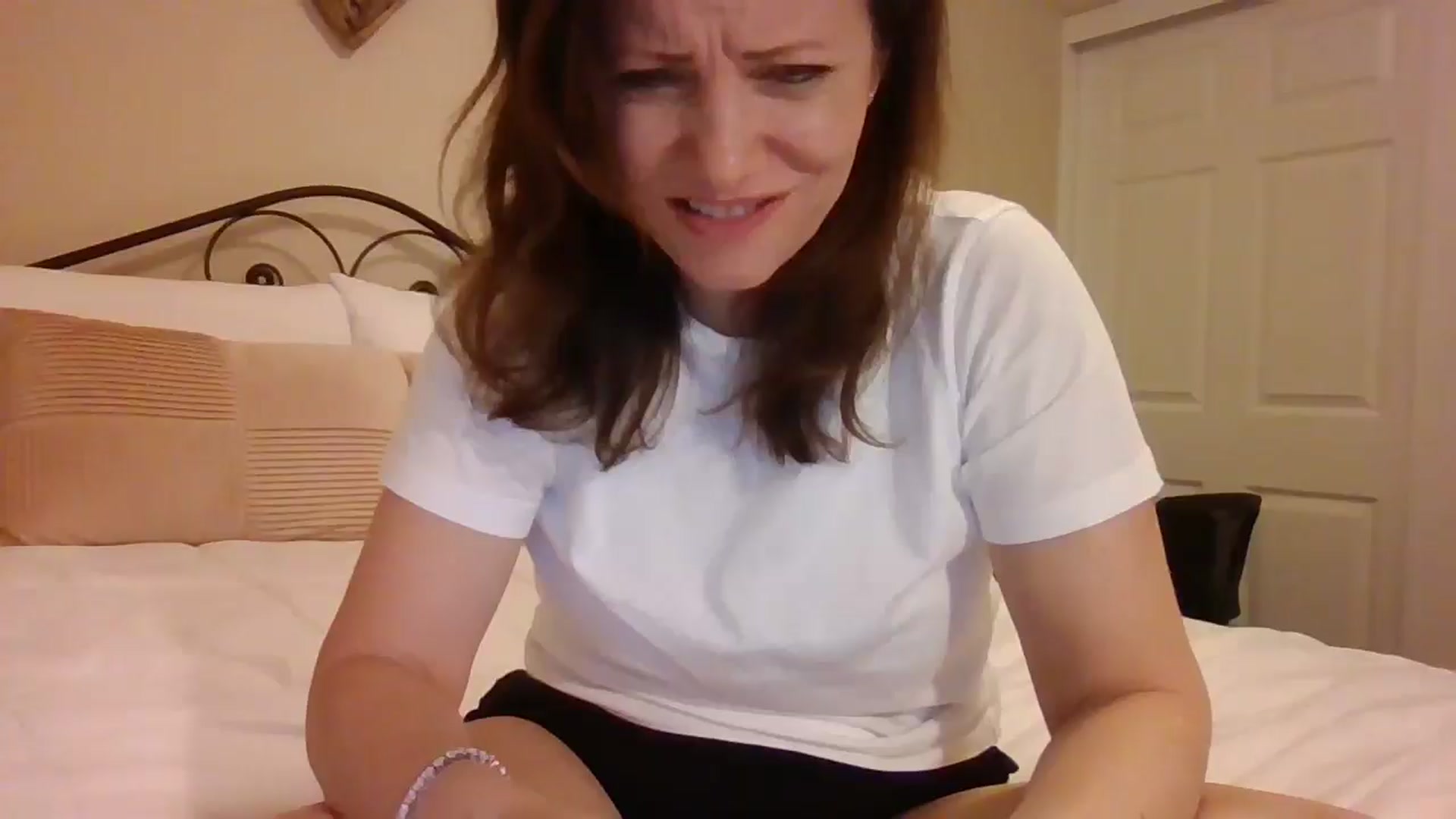 Gallery image thumbnail from LVDOLL's myfreecams stream on, 02/24/2025, 06:18 image 20 of 20