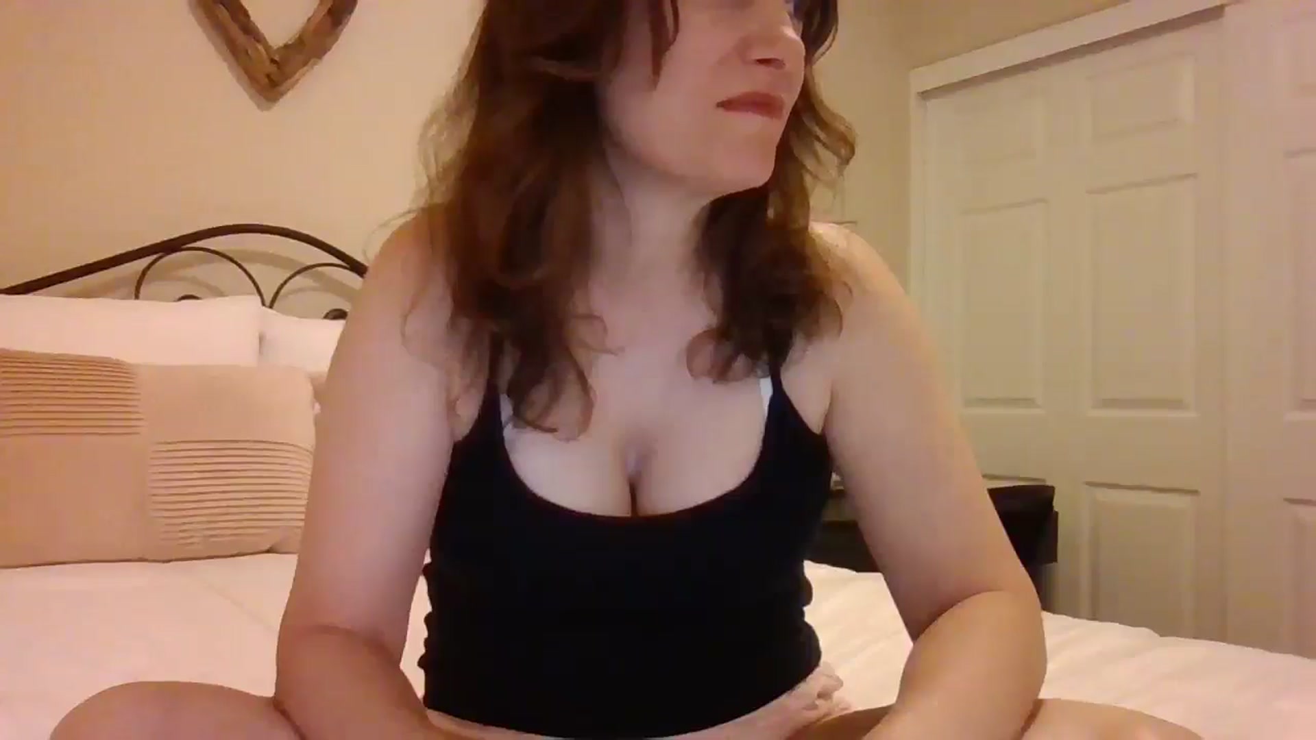Gallery image thumbnail from LVDOLL's myfreecams stream on, 02/26/2025, 03:51 image 5 of 20