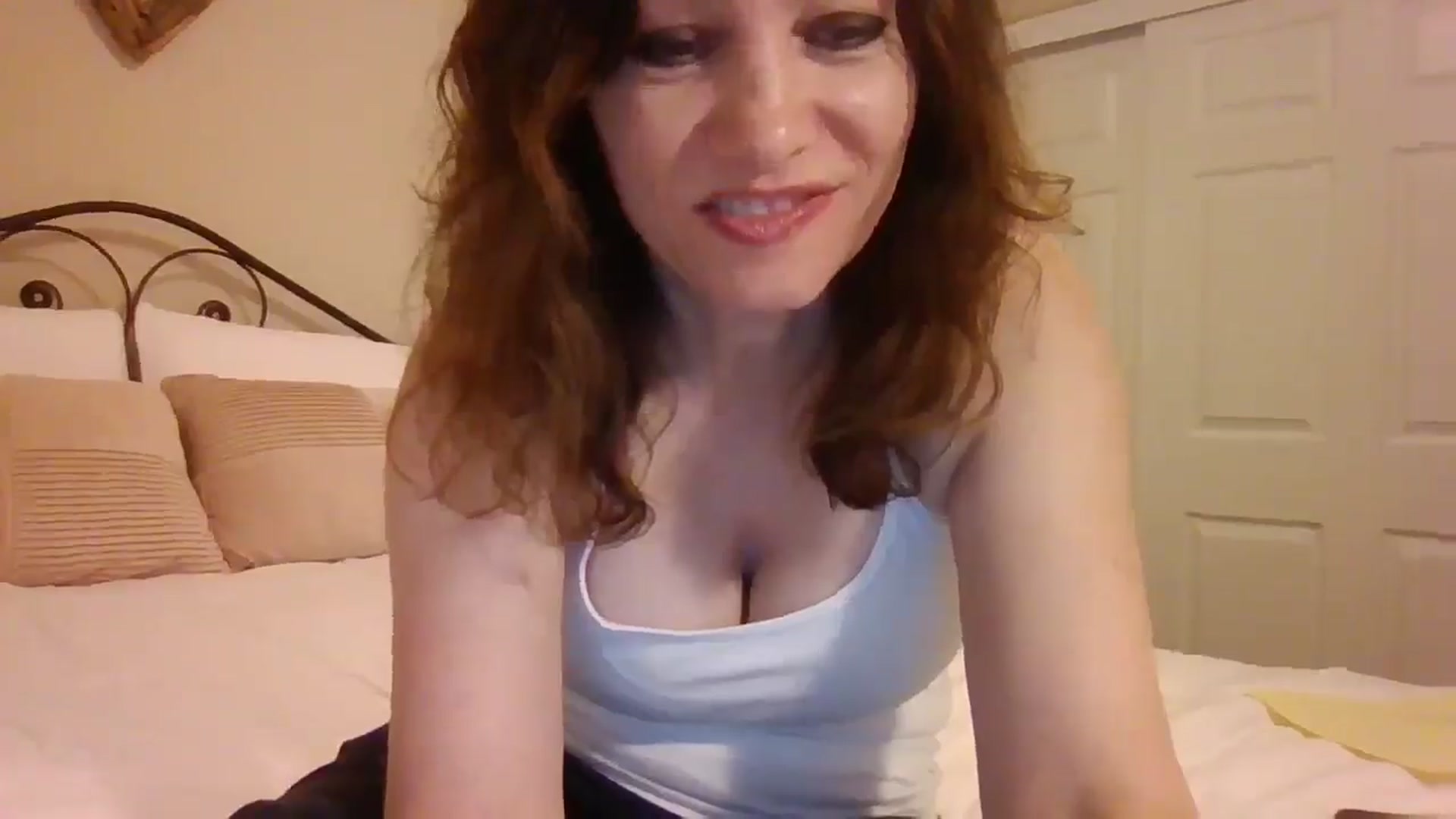 Gallery image thumbnail from LVDOLL's myfreecams stream on, 03/03/2025, 04:56 image 3 of 20