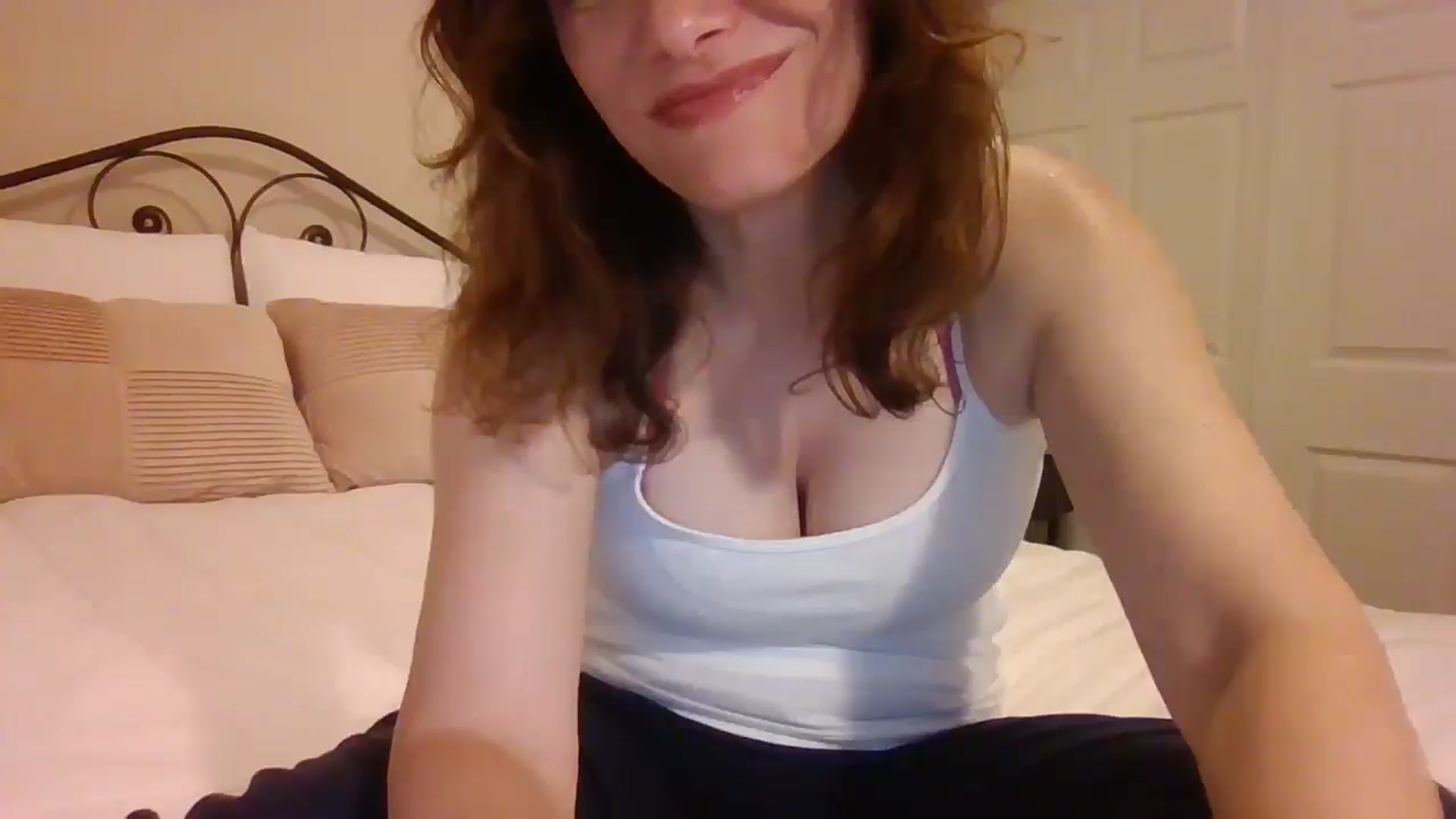 Gallery image thumbnail from LVDOLL's myfreecams stream on, 03/03/2025, 04:56 image 19 of 20