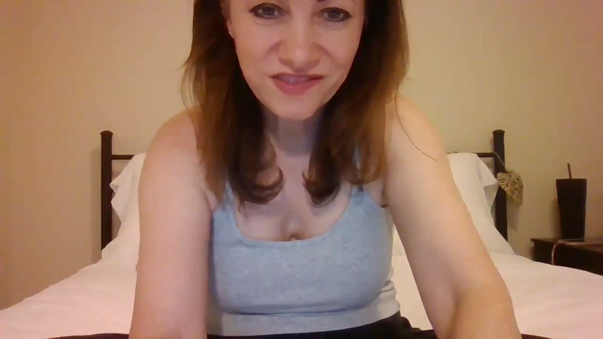 Gallery image thumbnail from LVDOLL's myfreecams stream on, 03/06/2025, 07:01 image 6 of 20