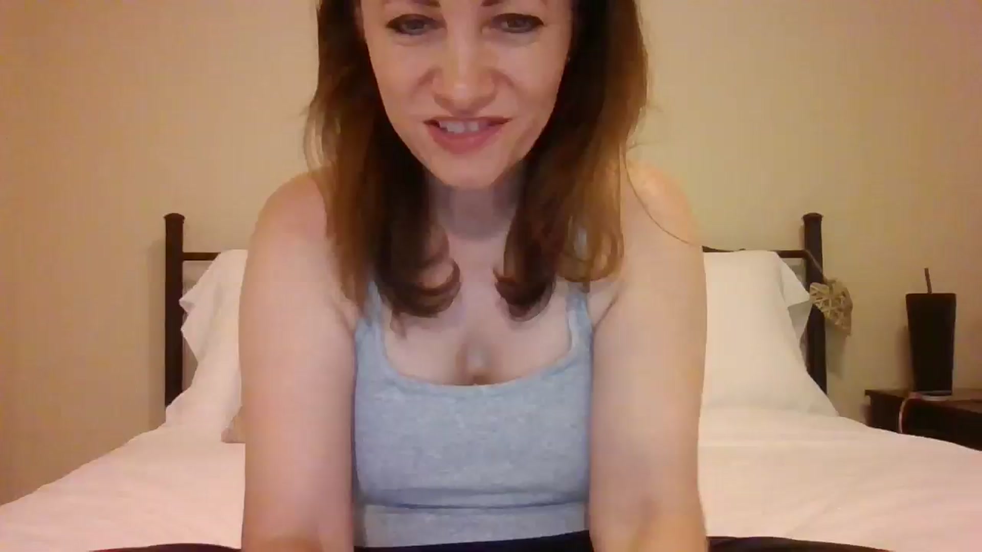 Gallery image thumbnail from LVDOLL's myfreecams stream on, 03/06/2025, 07:01 image 7 of 20