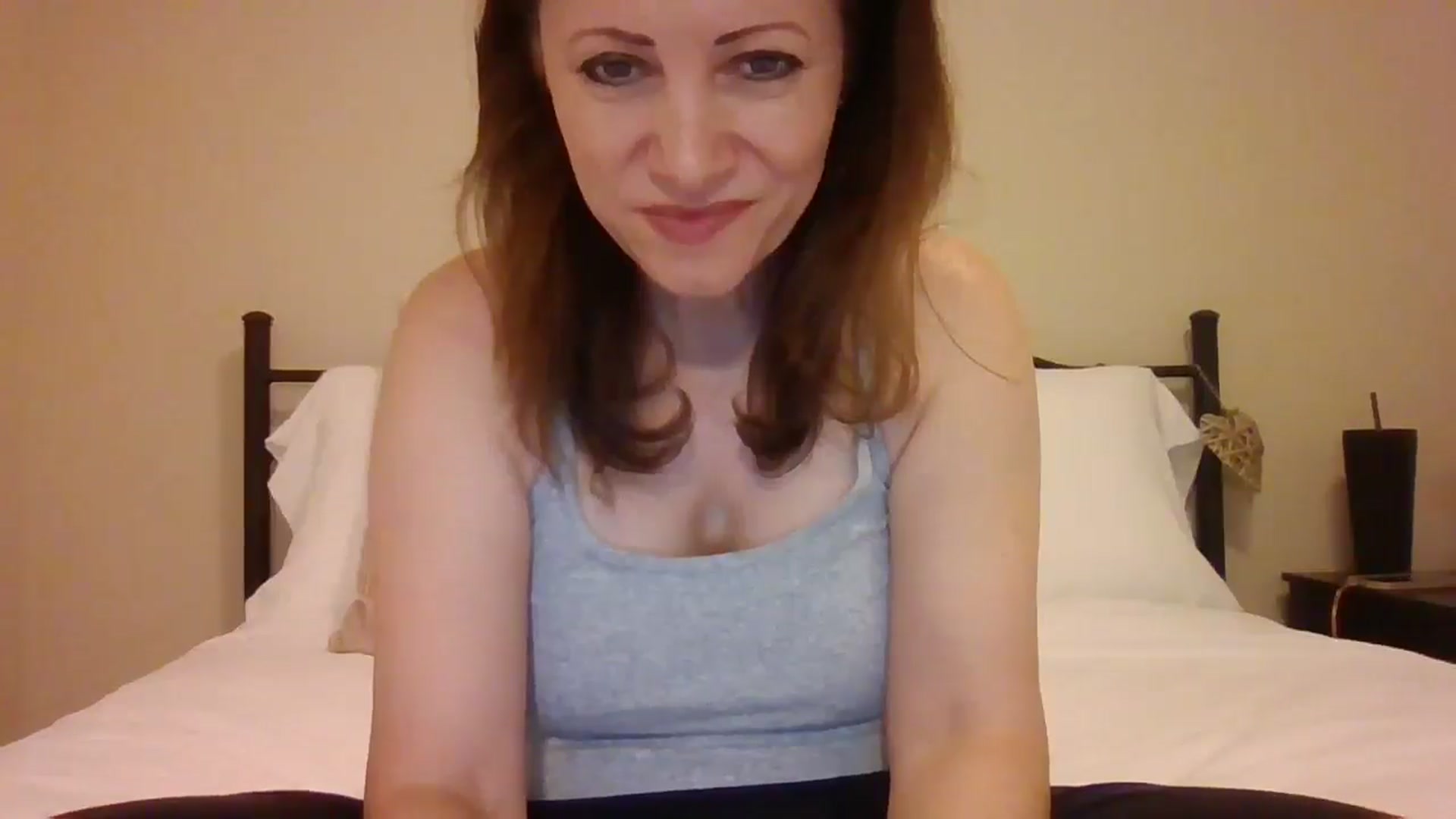Gallery image thumbnail from LVDOLL's myfreecams stream on, 03/06/2025, 07:01 image 8 of 20