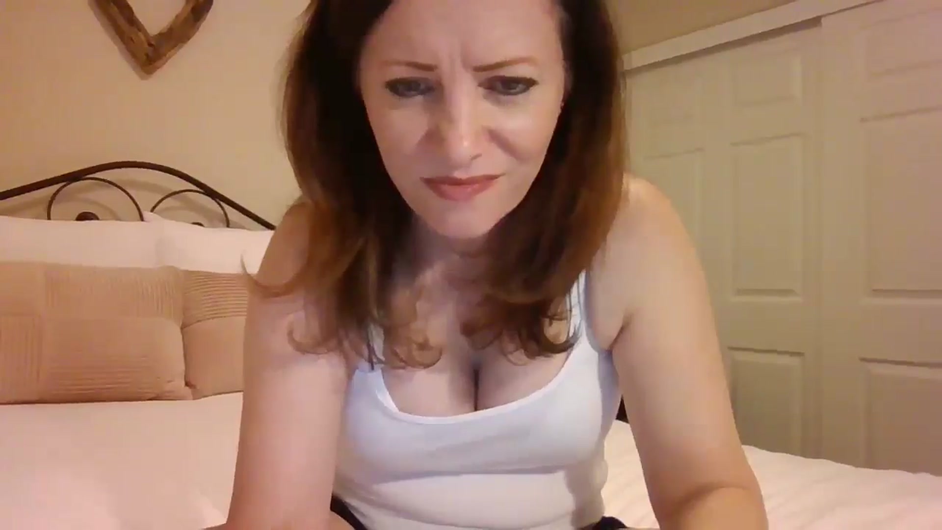 Gallery image thumbnail from LVDOLL's myfreecams stream on, 03/14/2025, 03:16 image 20 of 20