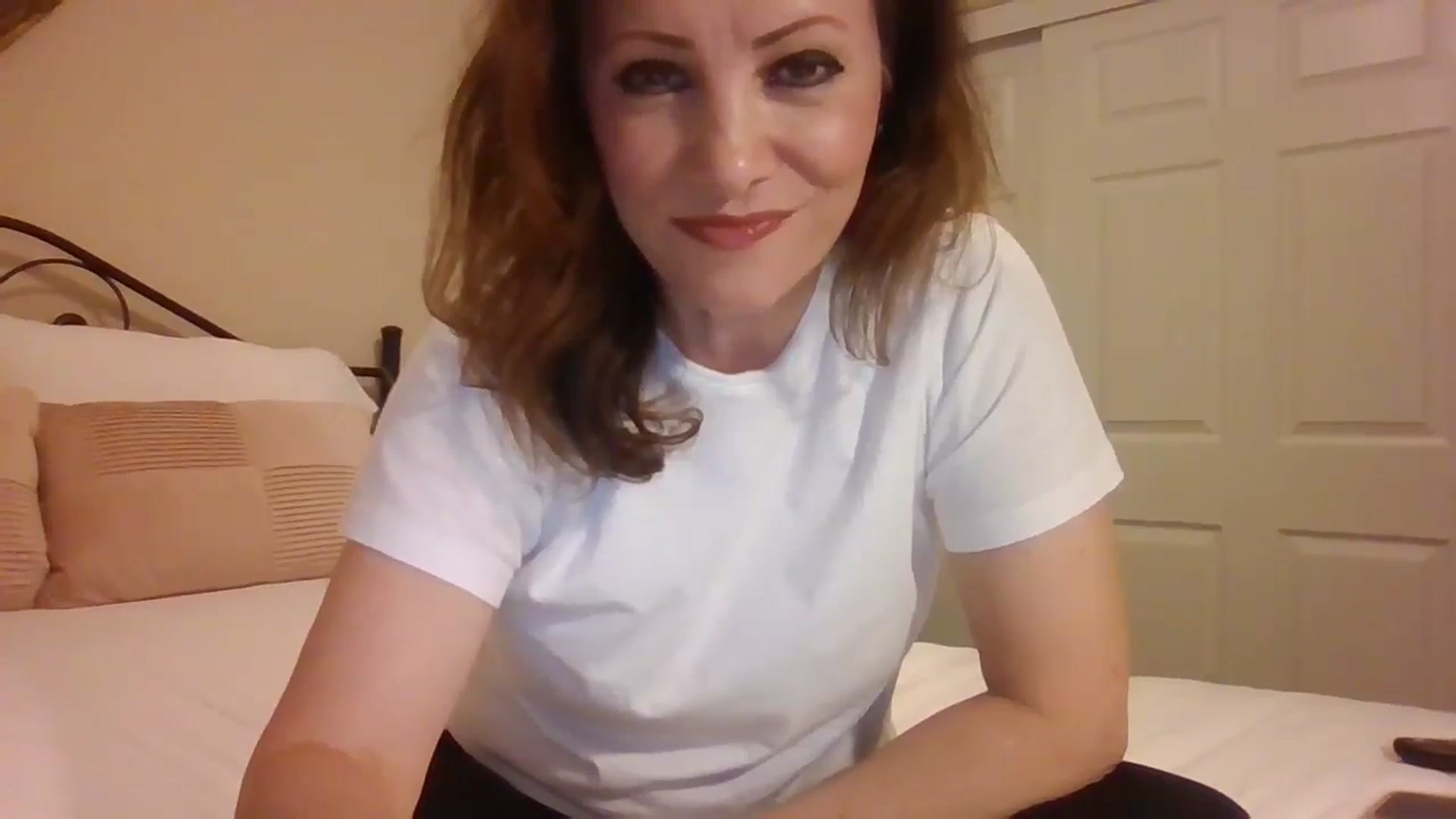Gallery image thumbnail from LVDOLL's myfreecams stream on, 03/17/2025, 04:06 image 7 of 20