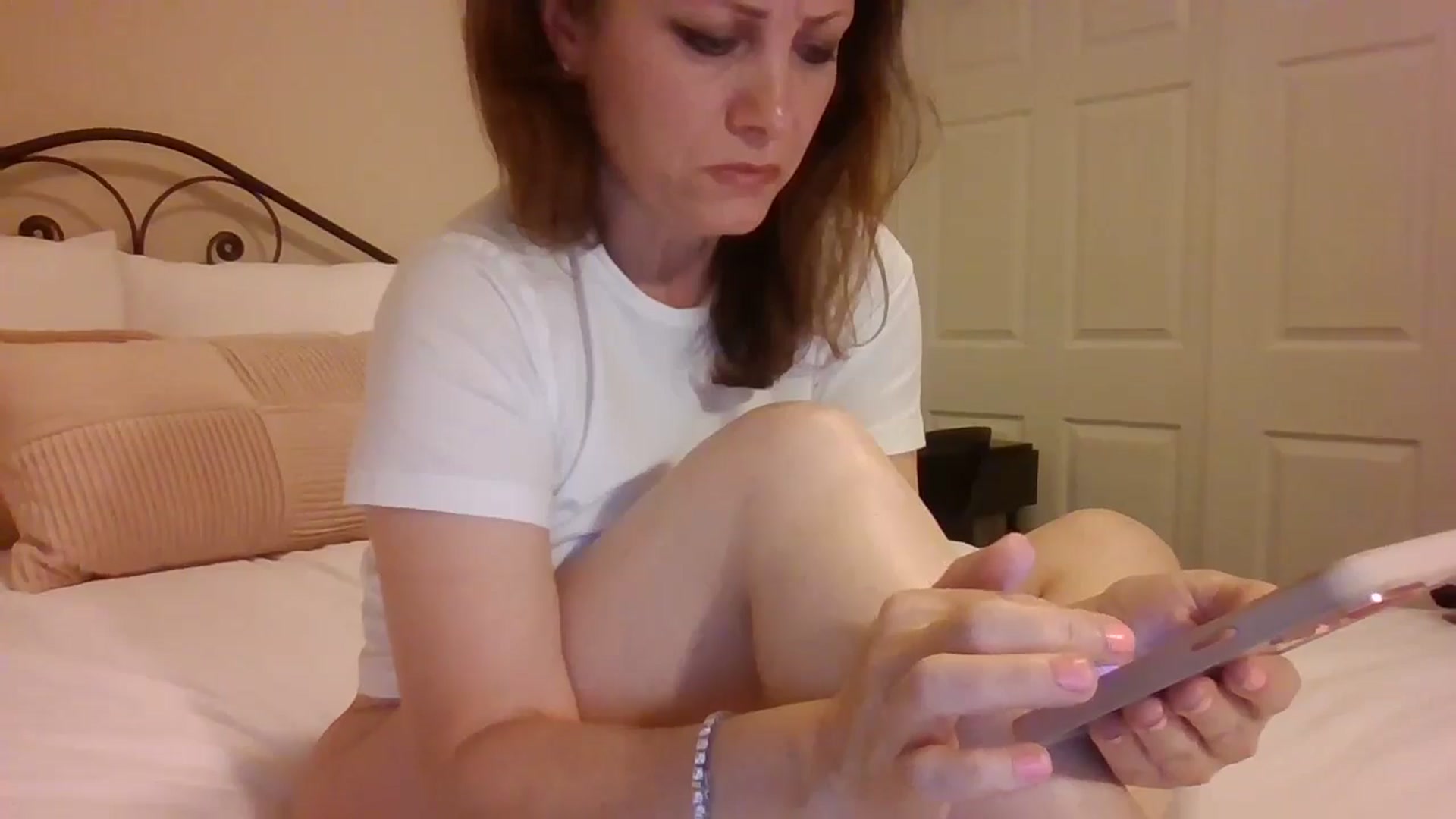 Gallery image thumbnail from LVDOLL's myfreecams stream on, 03/17/2025, 07:01 image 12 of 20