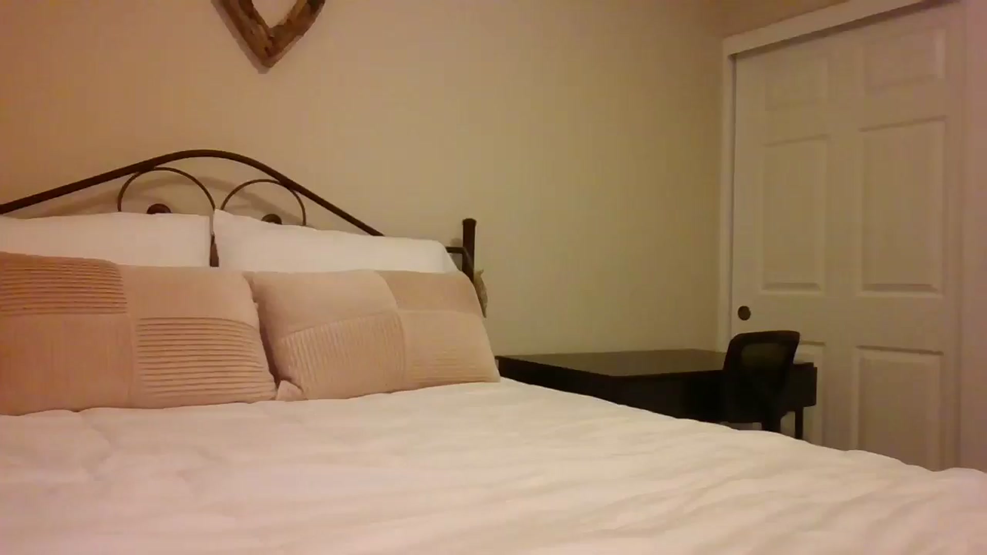 Gallery image thumbnail from LVDOLL's myfreecams stream on, 04/10/2025, 05:13 image 1 of 20