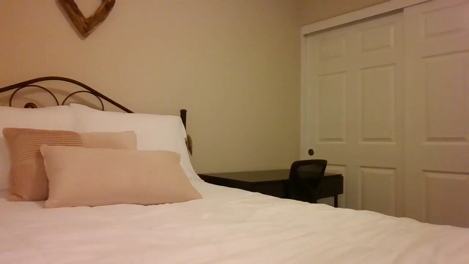 Gallery image thumbnail from LVDOLL's myfreecams stream on, 04/16/2025, 03:56 image 1 of 20