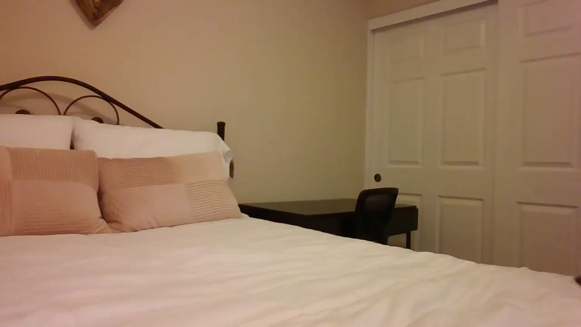 Gallery image thumbnail from LVDOLL's myfreecams stream on, 04/22/2025, 03:59 image 11 of 20