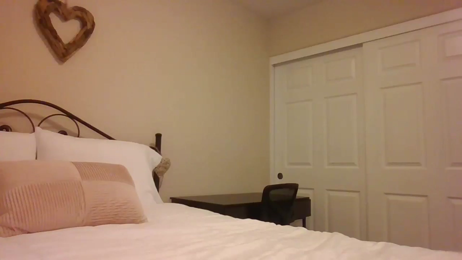 Gallery image thumbnail from LVDOLL's myfreecams stream on, 05/09/2025, 06:00 image 4 of 20