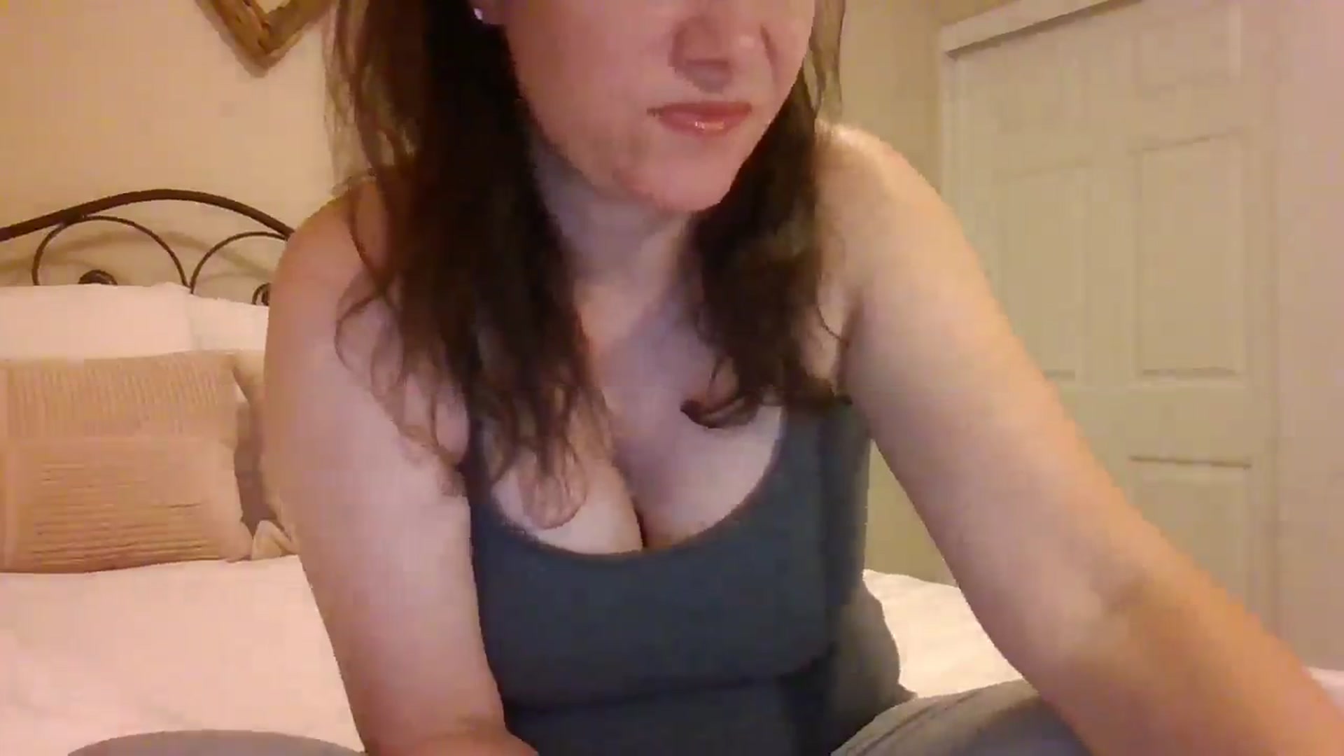 Gallery image thumbnail from LVDOLL's myfreecams stream on, 05/16/2025, 05:52 image 19 of 20