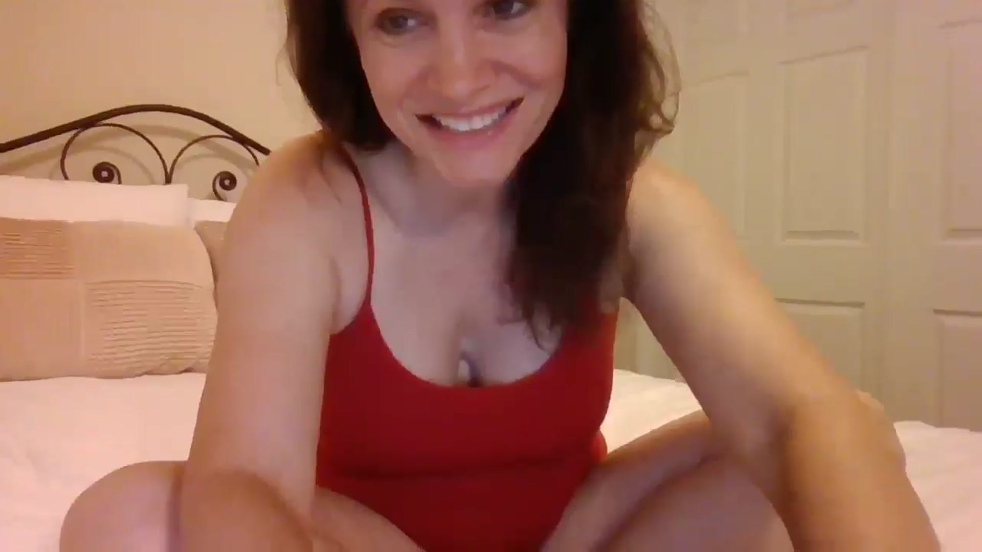 Gallery image thumbnail from LVDOLL's myfreecams stream on, 05/25/2025, 05:35 image 13 of 20