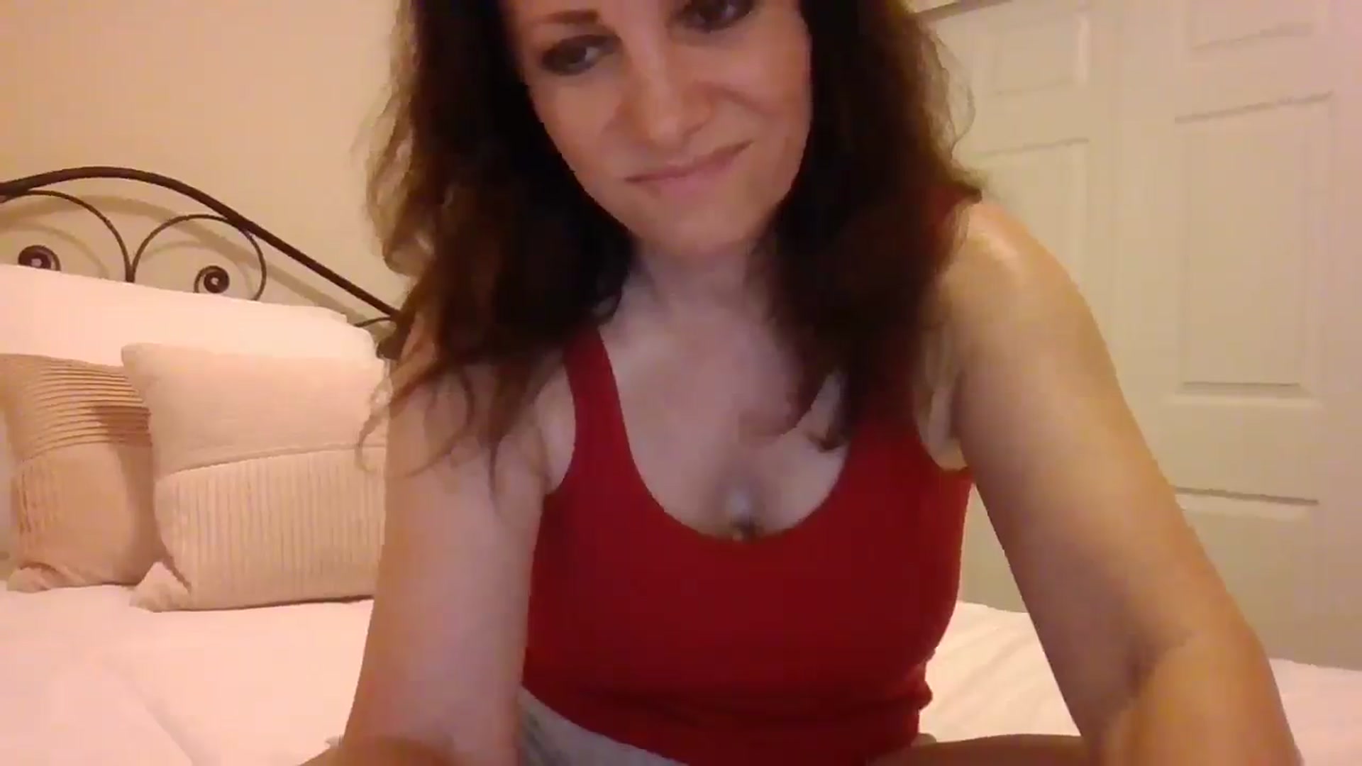 Gallery image thumbnail from LVDOLL's myfreecams stream on, 05/29/2025, 03:50 image 12 of 20