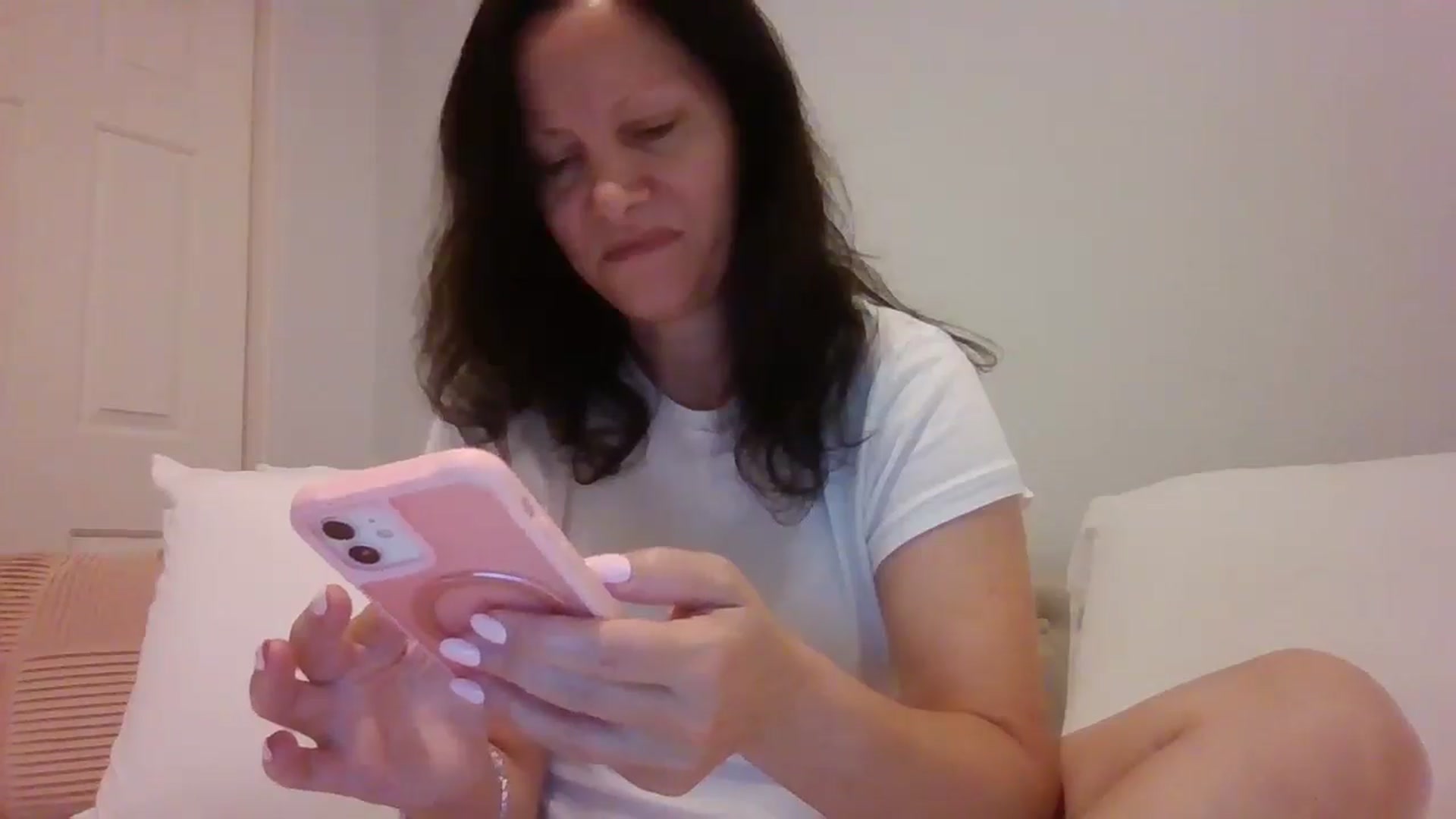 Gallery image thumbnail from LVDOLL's myfreecams stream on, 06/19/2025, 06:02 image 5 of 20