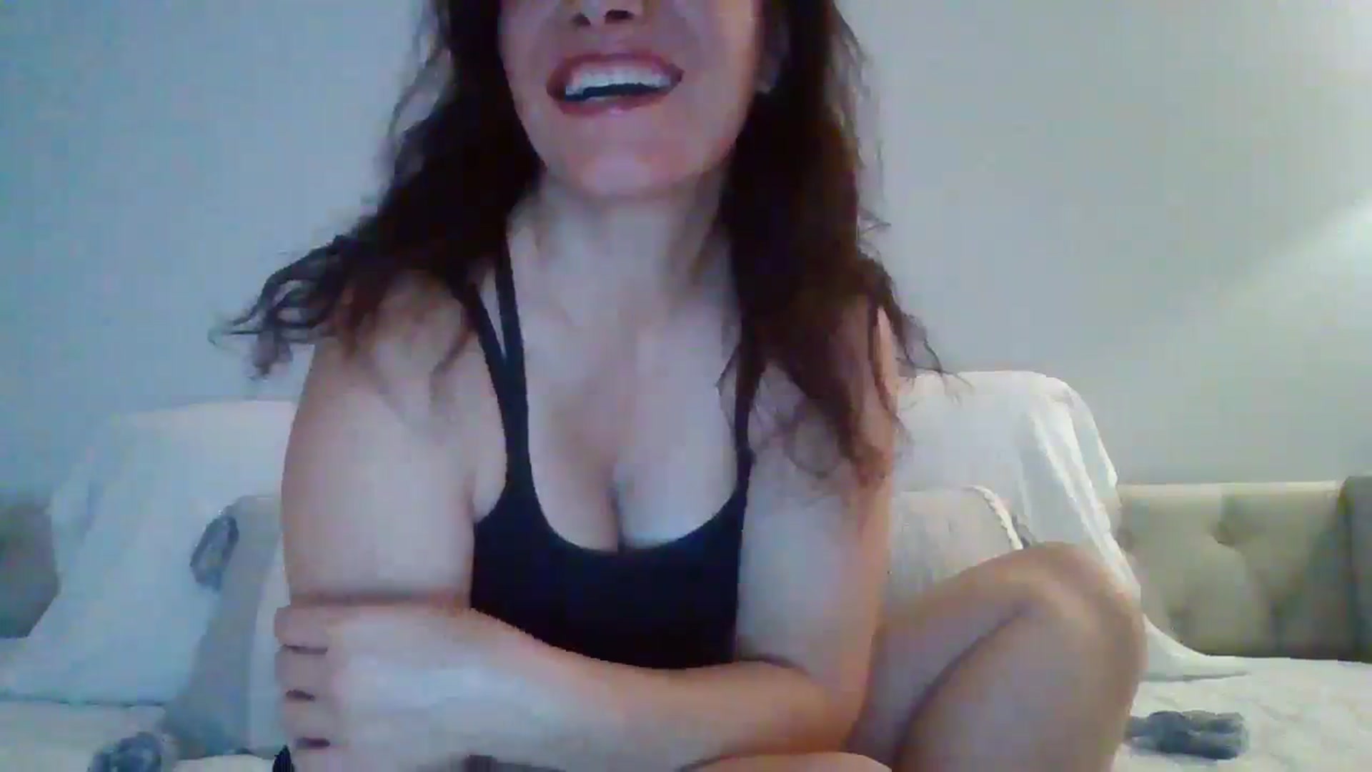 Gallery image thumbnail from LVDOLL's myfreecams stream on, 07/01/2025, 04:51 image 13 of 20