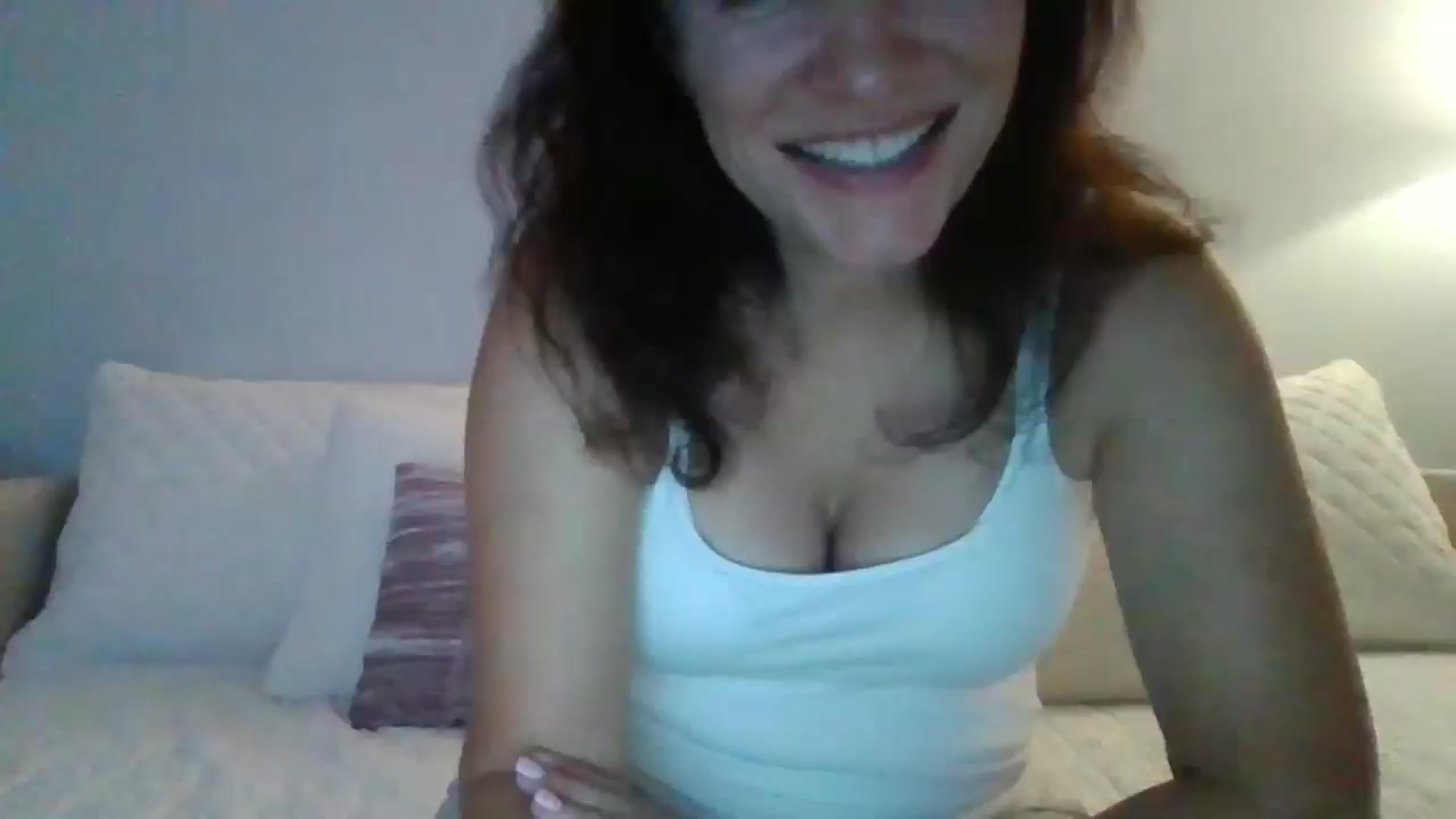 Gallery image thumbnail from LVDOLL's myfreecams stream on, 07/31/2025, 06:06 image 1 of 20