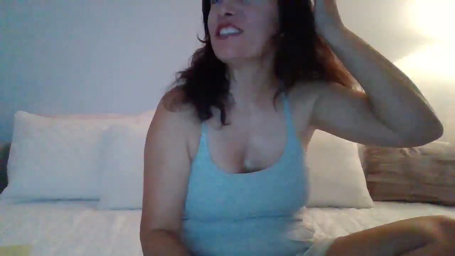 Gallery image thumbnail from LVDOLL's myfreecams stream on, 08/01/2025, 04:55 image 13 of 20