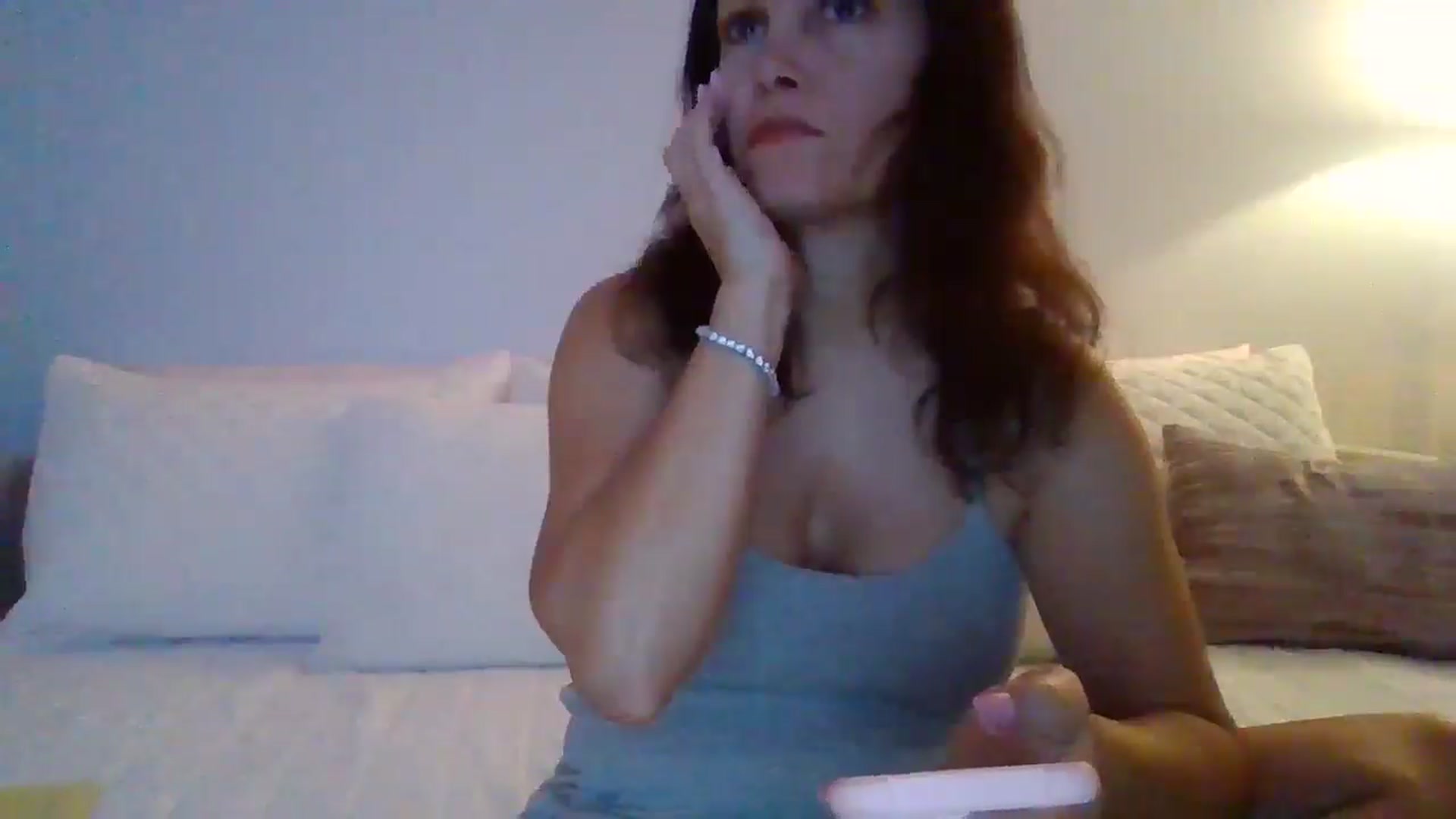 Gallery image thumbnail from LVDOLL's myfreecams stream on, 08/01/2025, 04:55 image 14 of 20